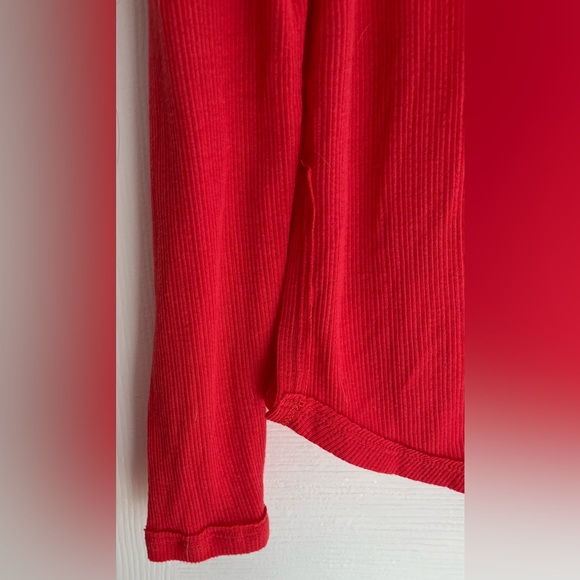 Free People Women’s Red Lola Blouse, Size XS (oversized) Like new - Picture 5 of 8